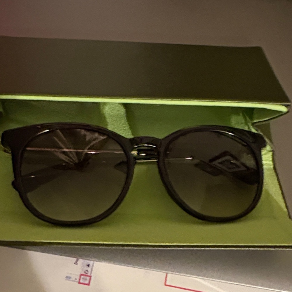 Longchamp‎ Black Sunglasses
